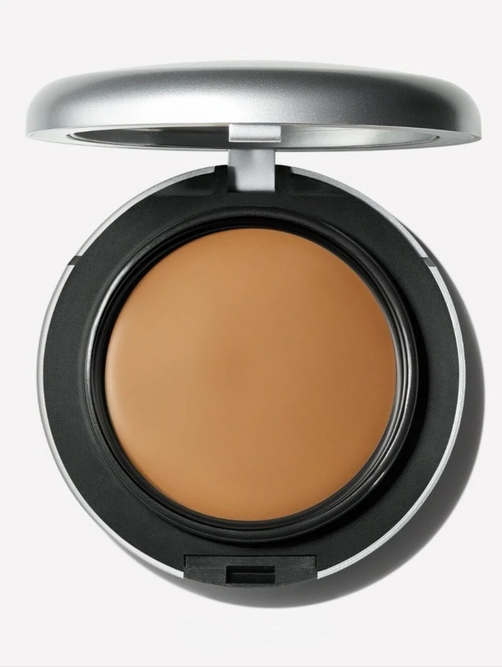 NC30 Mac Studio Tech Fix Cream To Powder Foundation Med. Golden Brand New Boxed